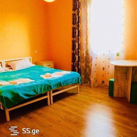 Bed and Breakfast Lali à Tbilissi Extérieur photo