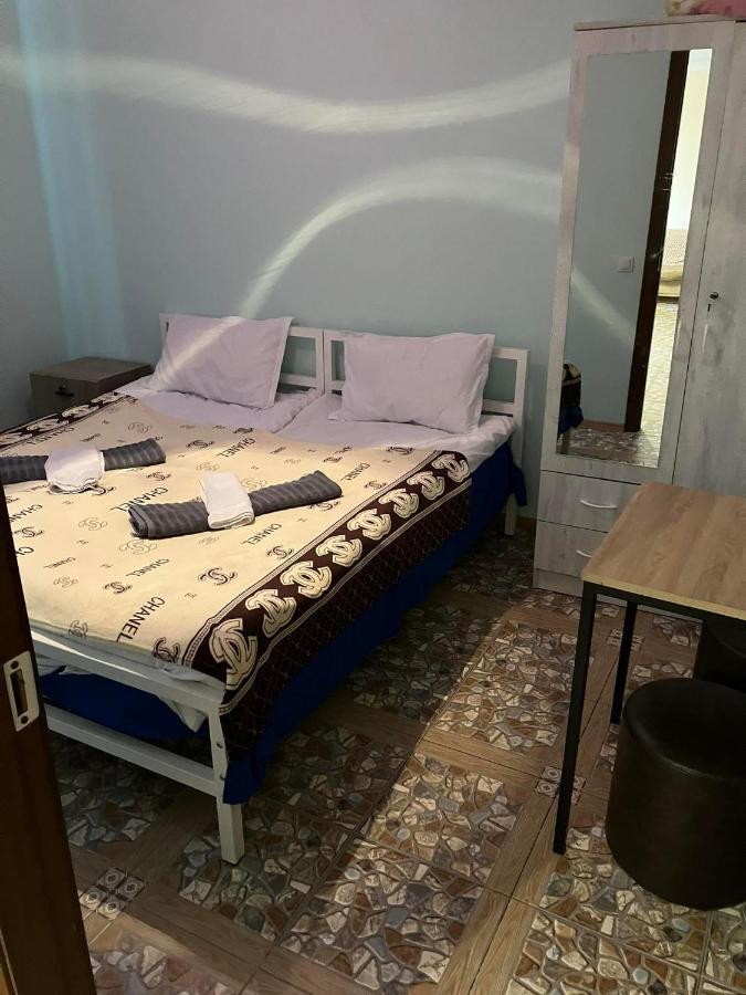 Bed and Breakfast Lali à Tbilissi Extérieur photo